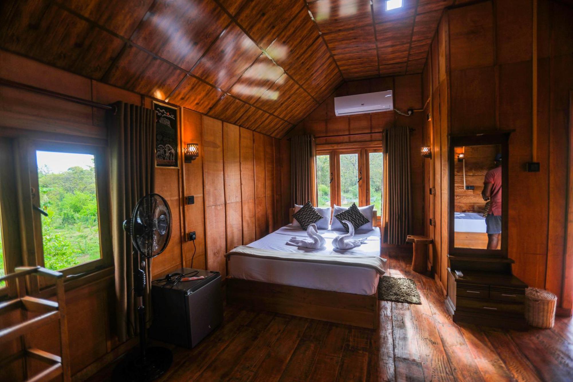 Lion Wood Treehouse Villa Talkote Kültér fotó
