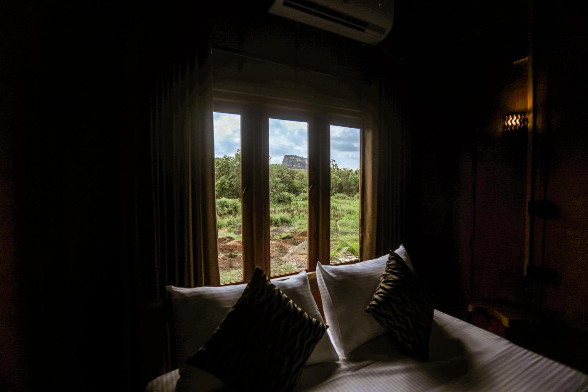 Lion Wood Treehouse Villa Talkote Kültér fotó