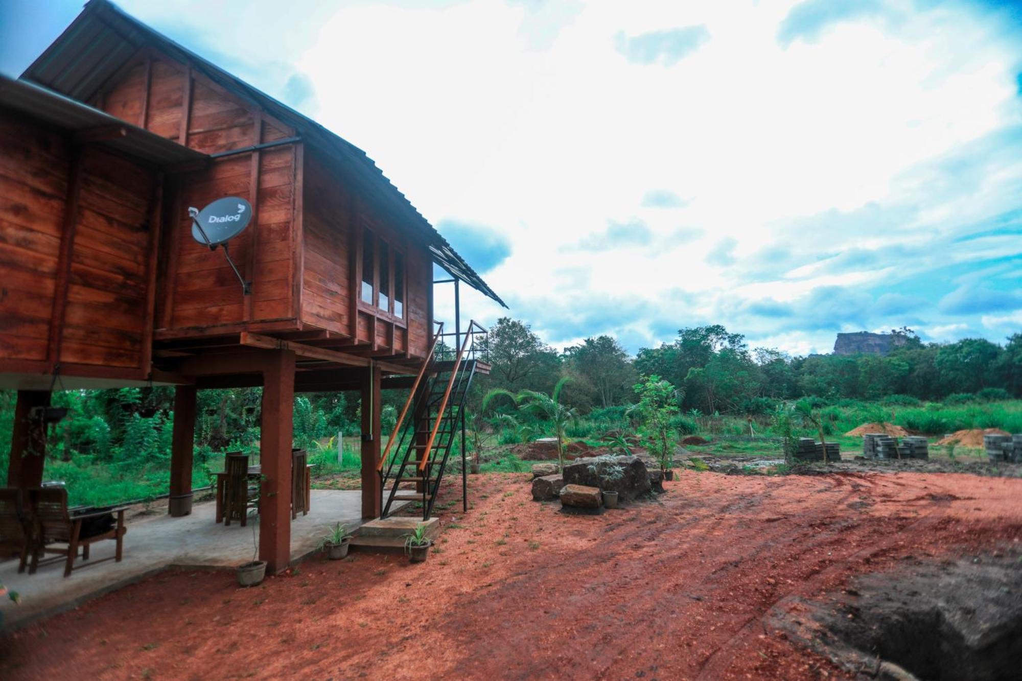 Lion Wood Treehouse Villa Talkote Kültér fotó