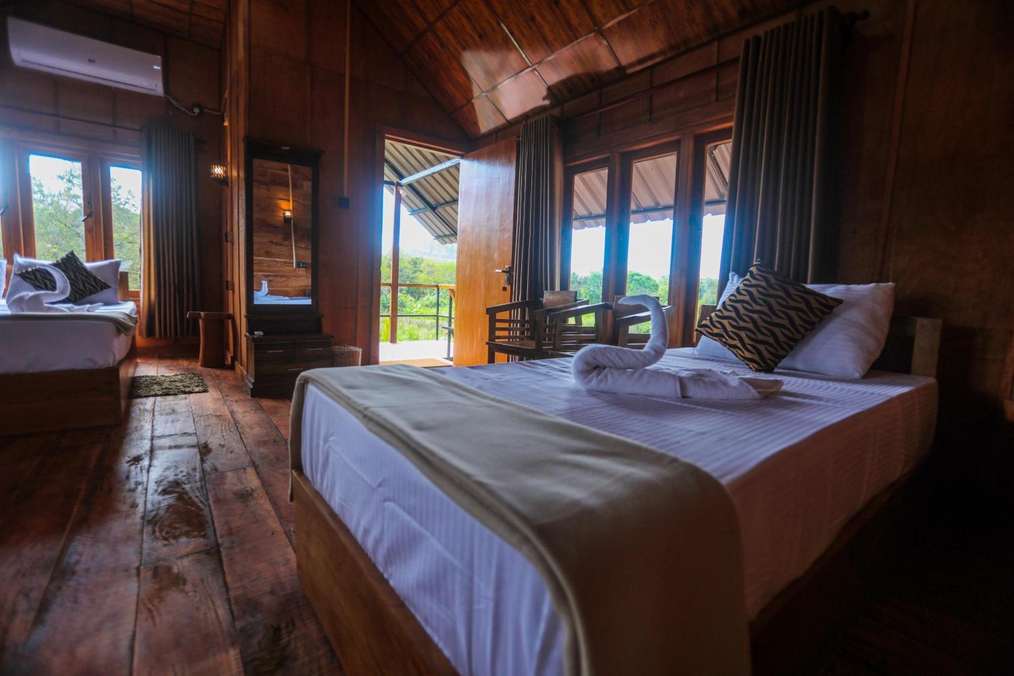 Lion Wood Treehouse Villa Talkote Kültér fotó